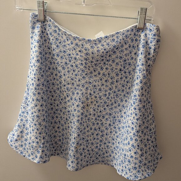 H&M mini skirt with floral pattern - Picture 1 of 3